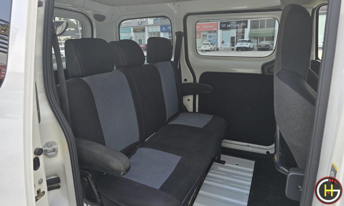 bc6f19bb-baf4-4045-b9ad-5a5a6dd3e5e4.jpg